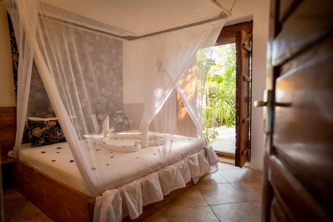 Sunrise Bed and Breakfast Jambiani  Buitenkant foto