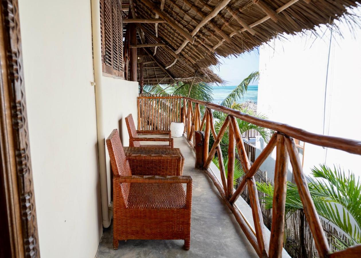 Sunrise Bed and Breakfast Jambiani  Buitenkant foto